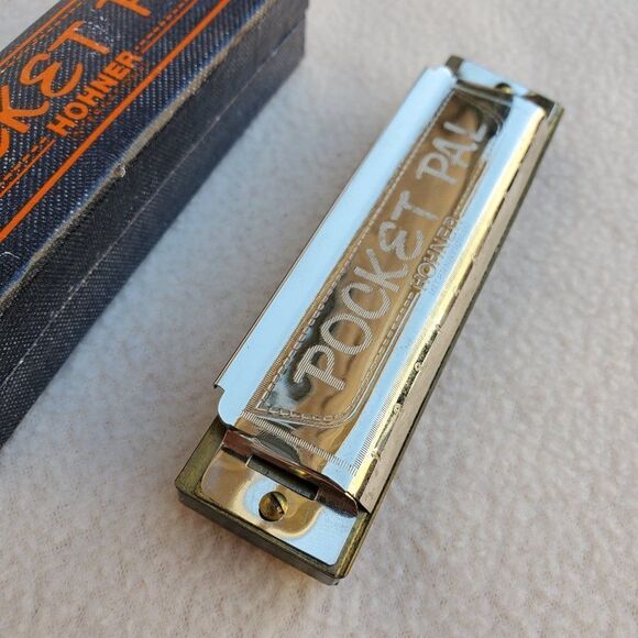 Hohner Pocket Pal Harmonica - Picture 6 of 14
